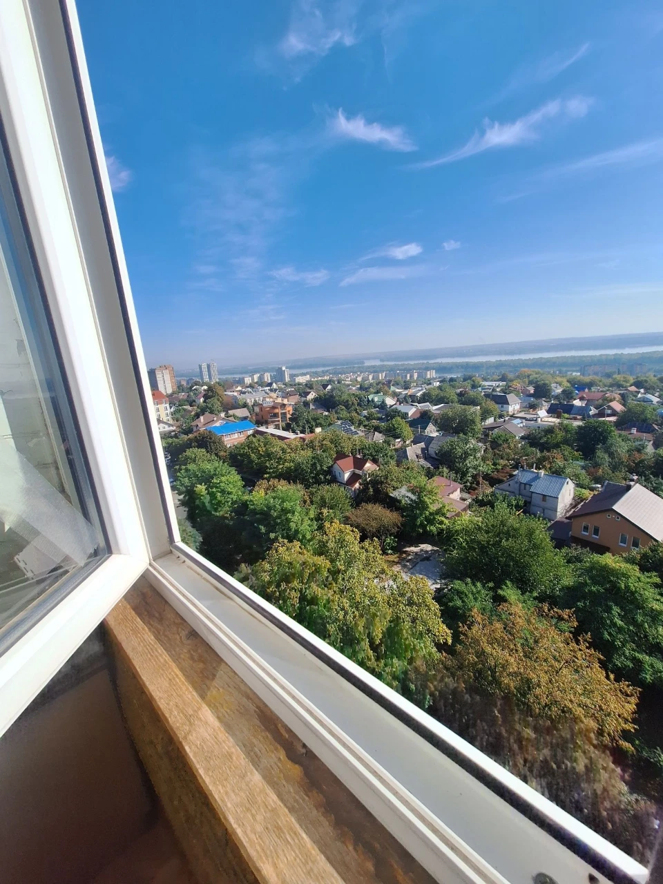 Продам 2к.простору квартиру (55 кв.м.), поруч пр. Науки, ТЦ