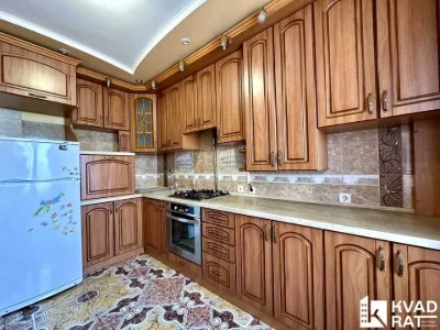 Квартира. Івано-Франківськ, Богдана Хмельницького вул.