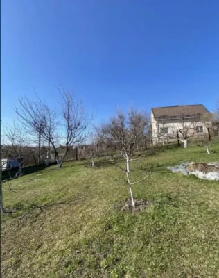 Land sale in the Dubove microdistrict, fully residential