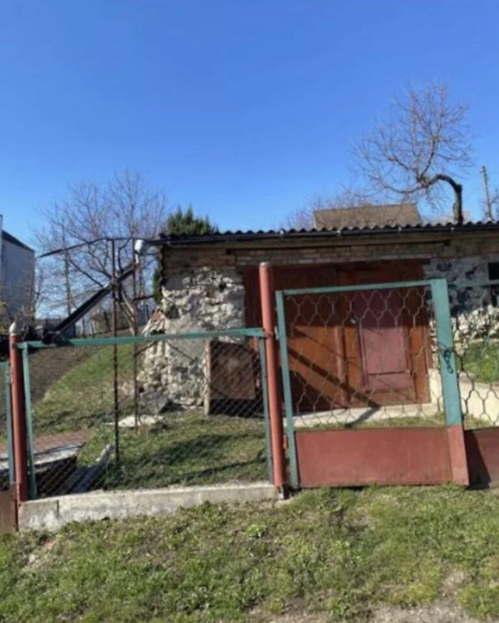 Land sale in the Dubove microdistrict, fully residential