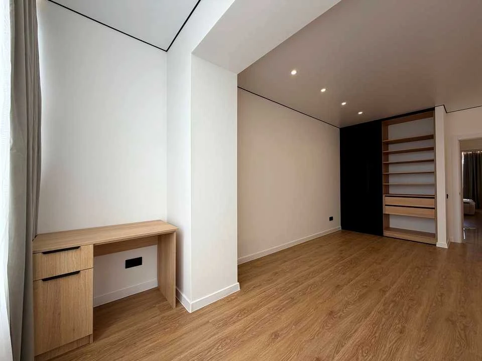 Apartment. Ivano-Frankivsk, Priozerna St.