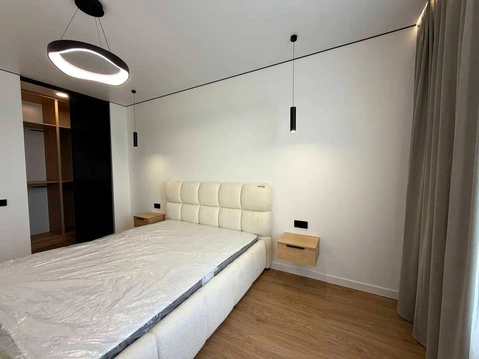 Apartment. Ivano-Frankivsk, Priozerna St.