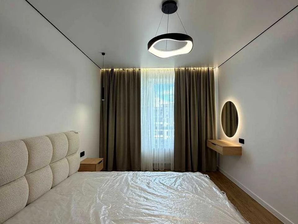 Apartment. Ivano-Frankivsk, Priozerna St.