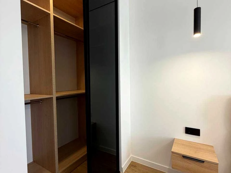 Apartment. Ivano-Frankivsk, Priozerna St.