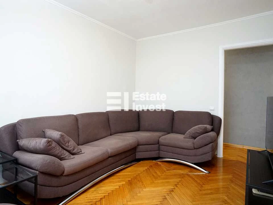 Apartment. Naberezhno-Khreshchatyka Street, Kyiv