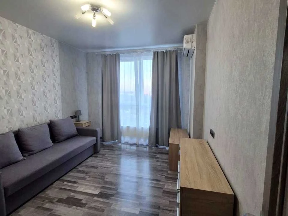 Apartment. Revutskogo Street, Kyiv