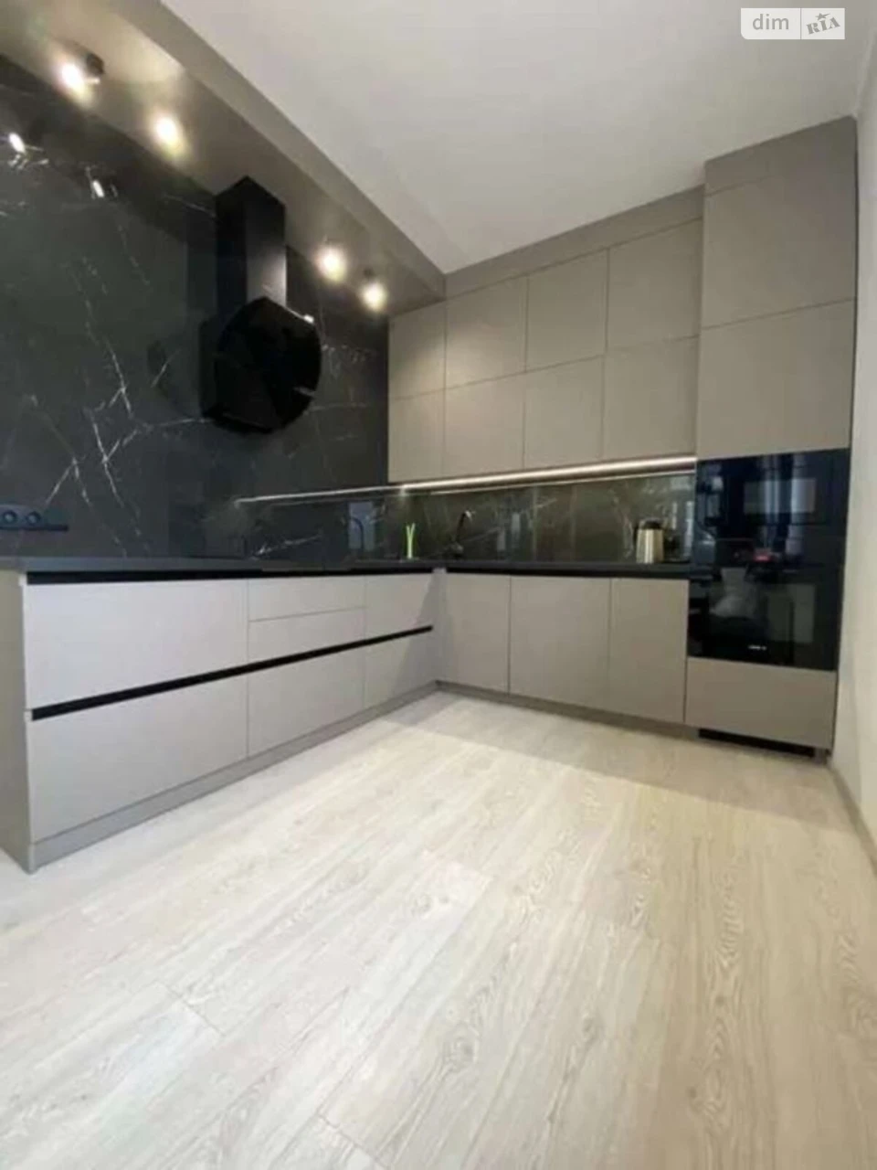 Long-Term Rental Apartment, Obolon District