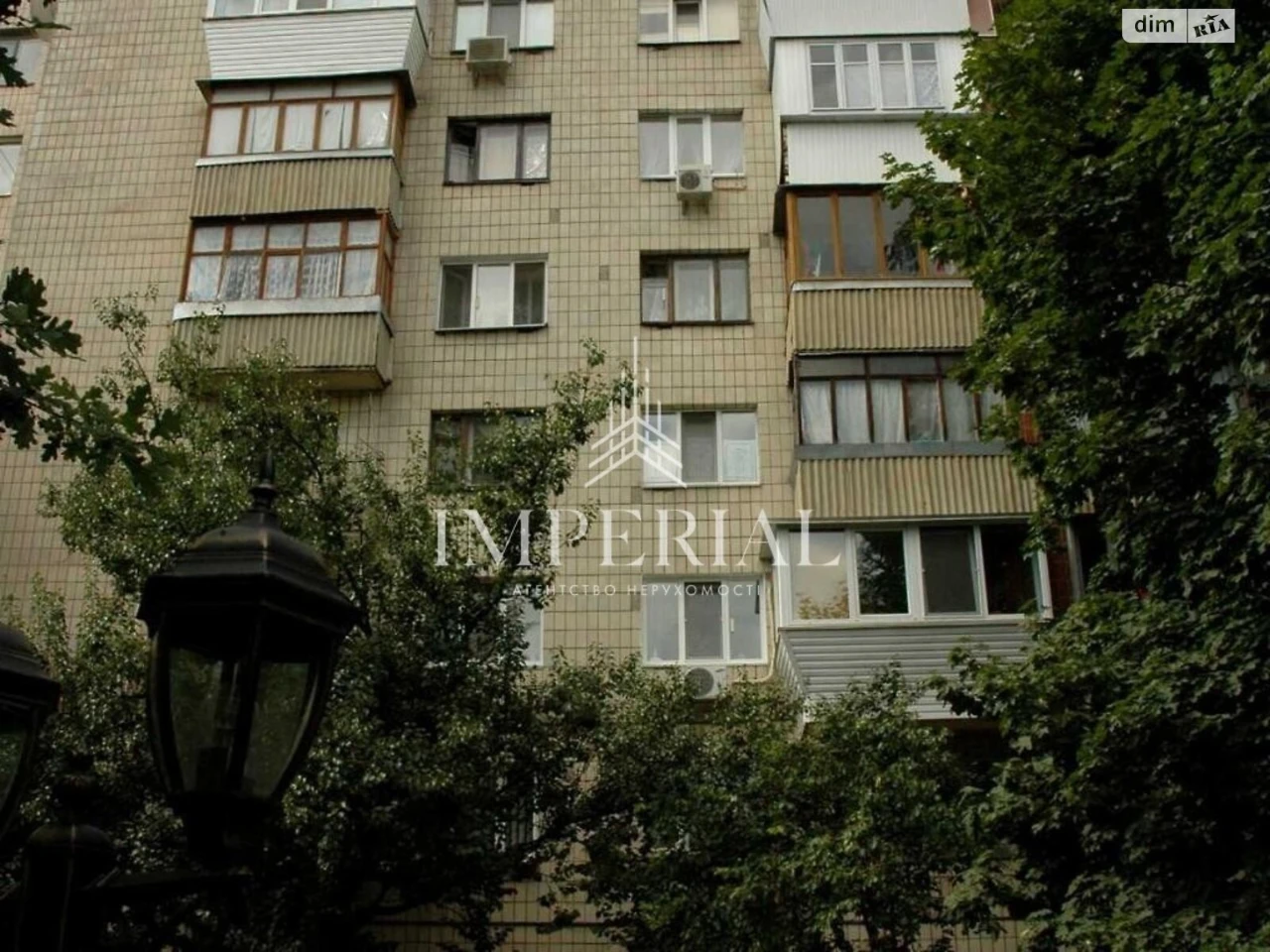 Long-Term Renting, 2-Bedroom Apartment in Pecersky
