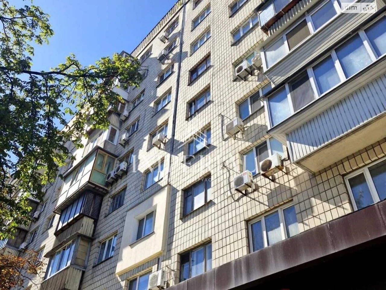 Long-Term Renting, 2-Bedroom Apartment in Pecersky
