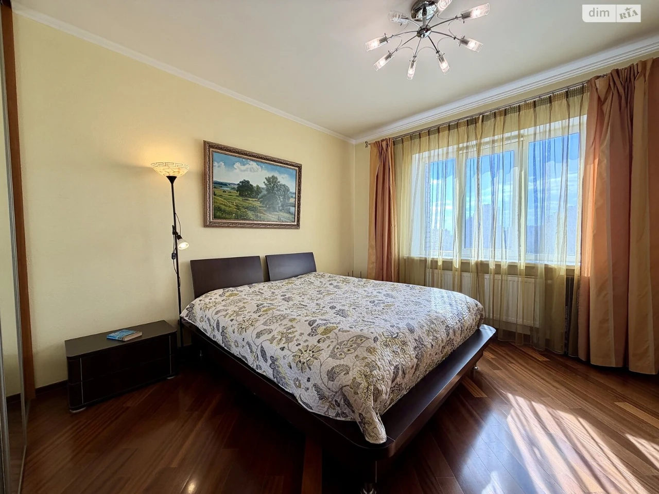 Apartment for Sale - Poznyak