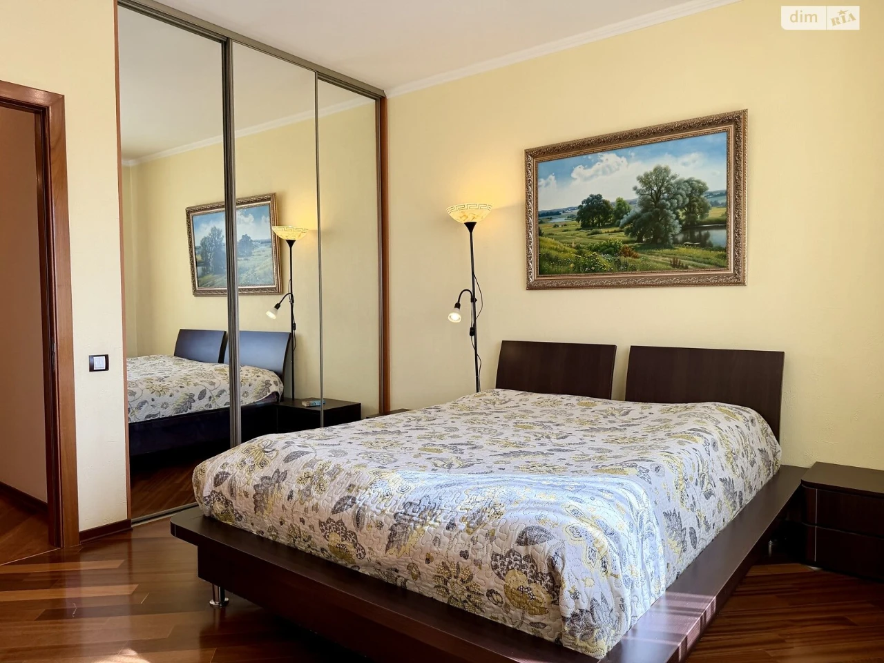 Apartment for Sale - Poznyak
