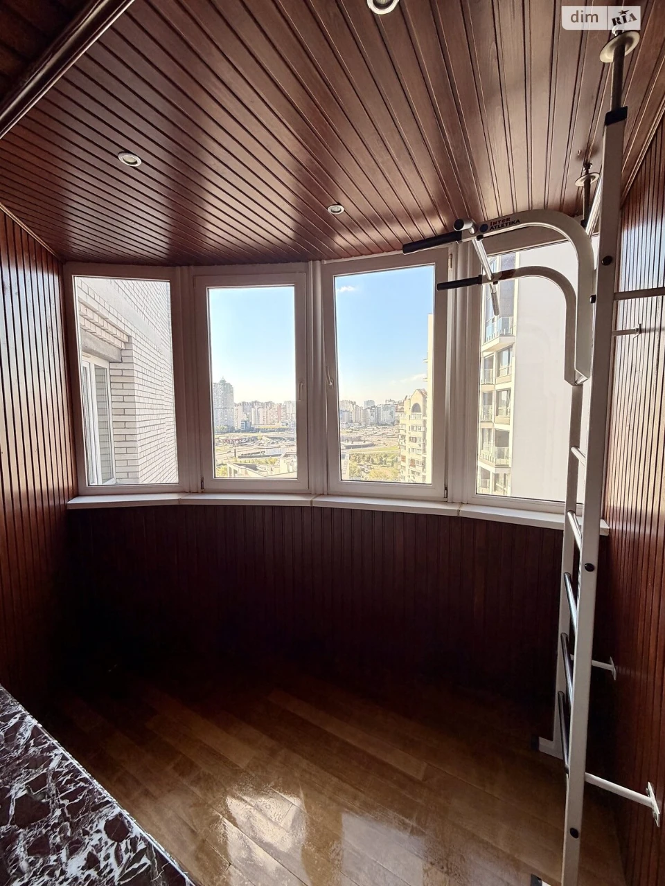 Apartment for Sale - Poznyak