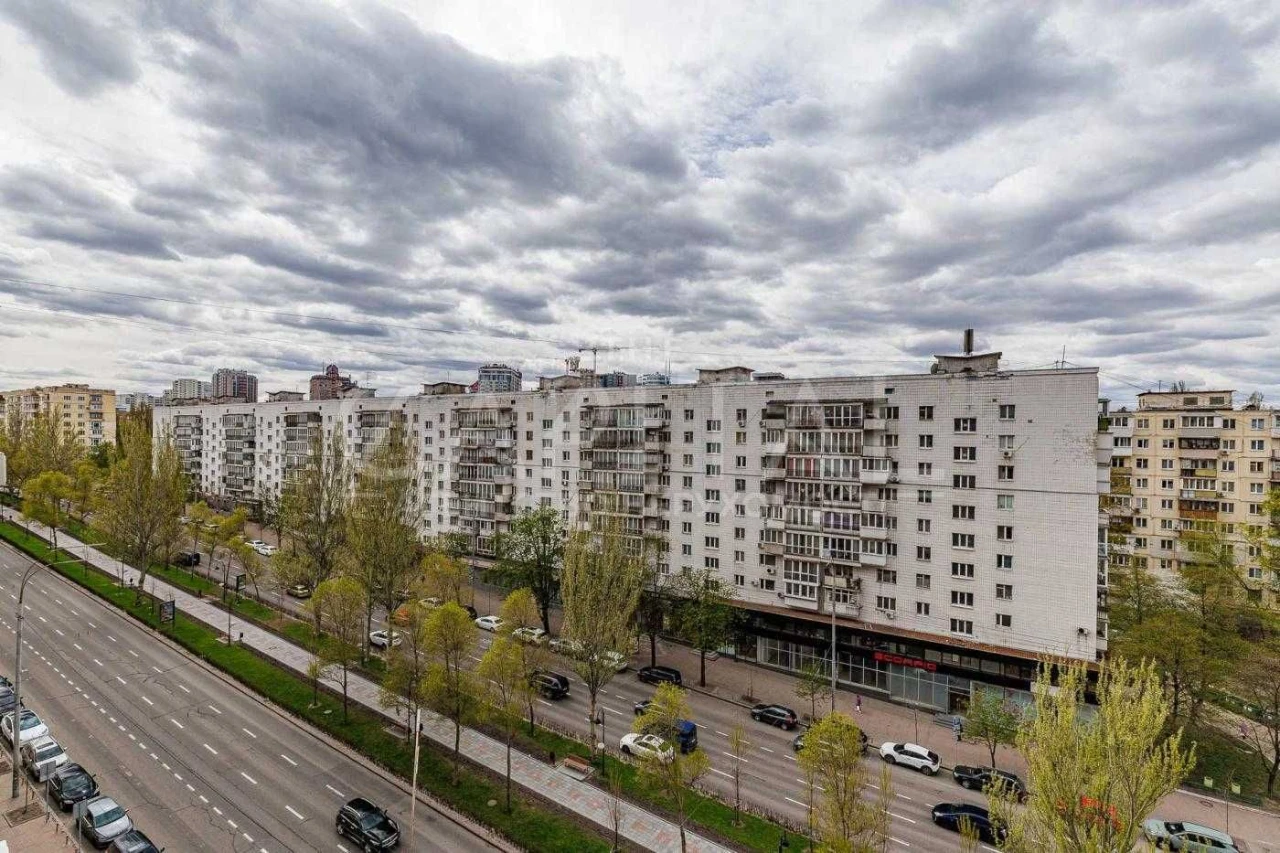 3-room apartment for sale, 134.5 m², Pecerск, Lesi Ukrainy