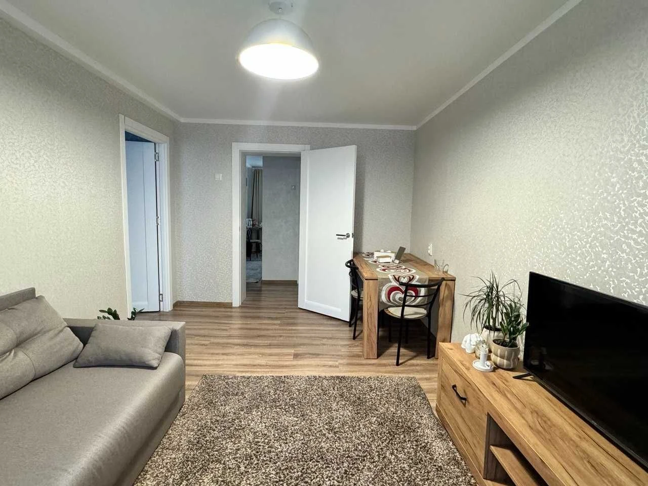 Продаж 3-кімнатної квартири в Солом’янці | вул. Донецька, 5