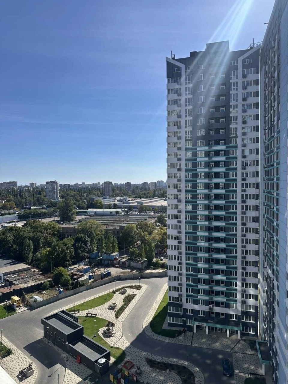Продам большую 1-комн квартиру 50,6 м² в ЖК Скай Сити.