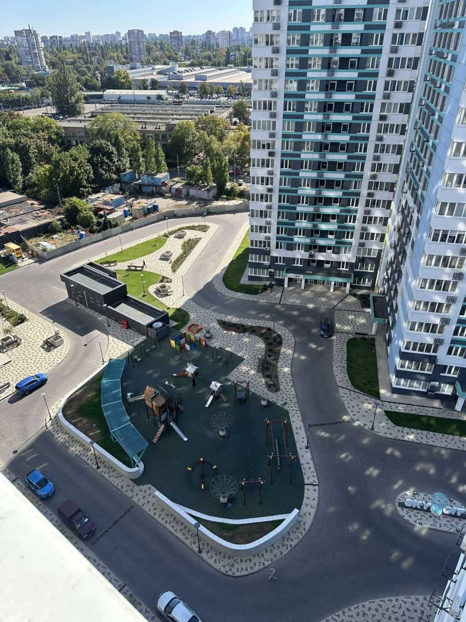 Продам большую 1-комн квартиру 50,6 м² в ЖК Скай Сити.
