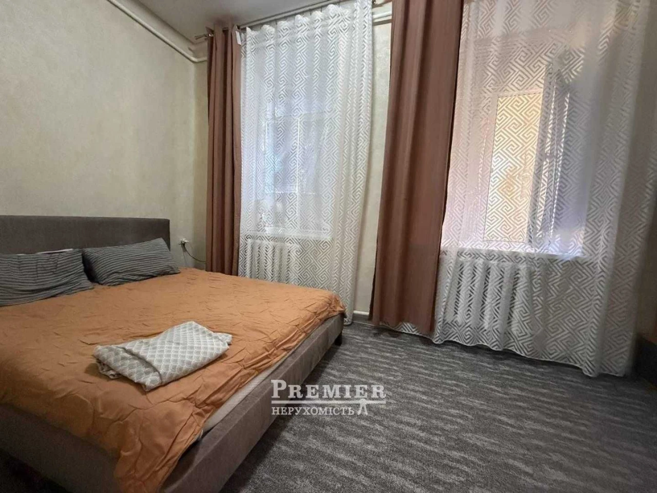 Трехкомнатная квартира в центре Одессы, крепкий дом