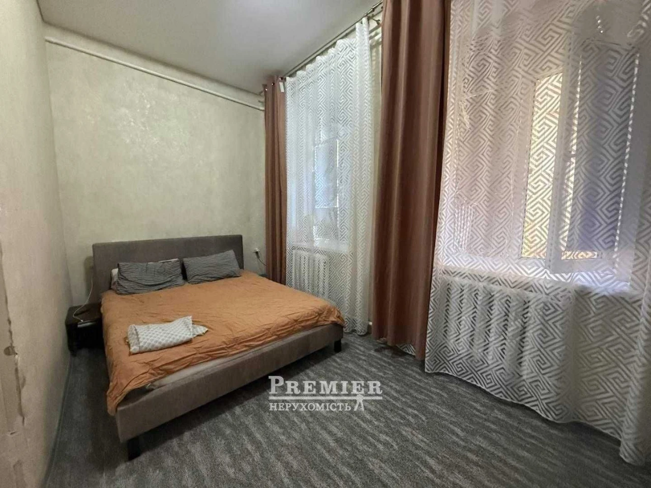 Трехкомнатная квартира в центре Одессы, крепкий дом