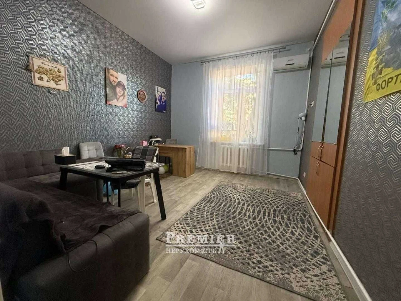 Трехкомнатная квартира в центре Одессы, крепкий дом
