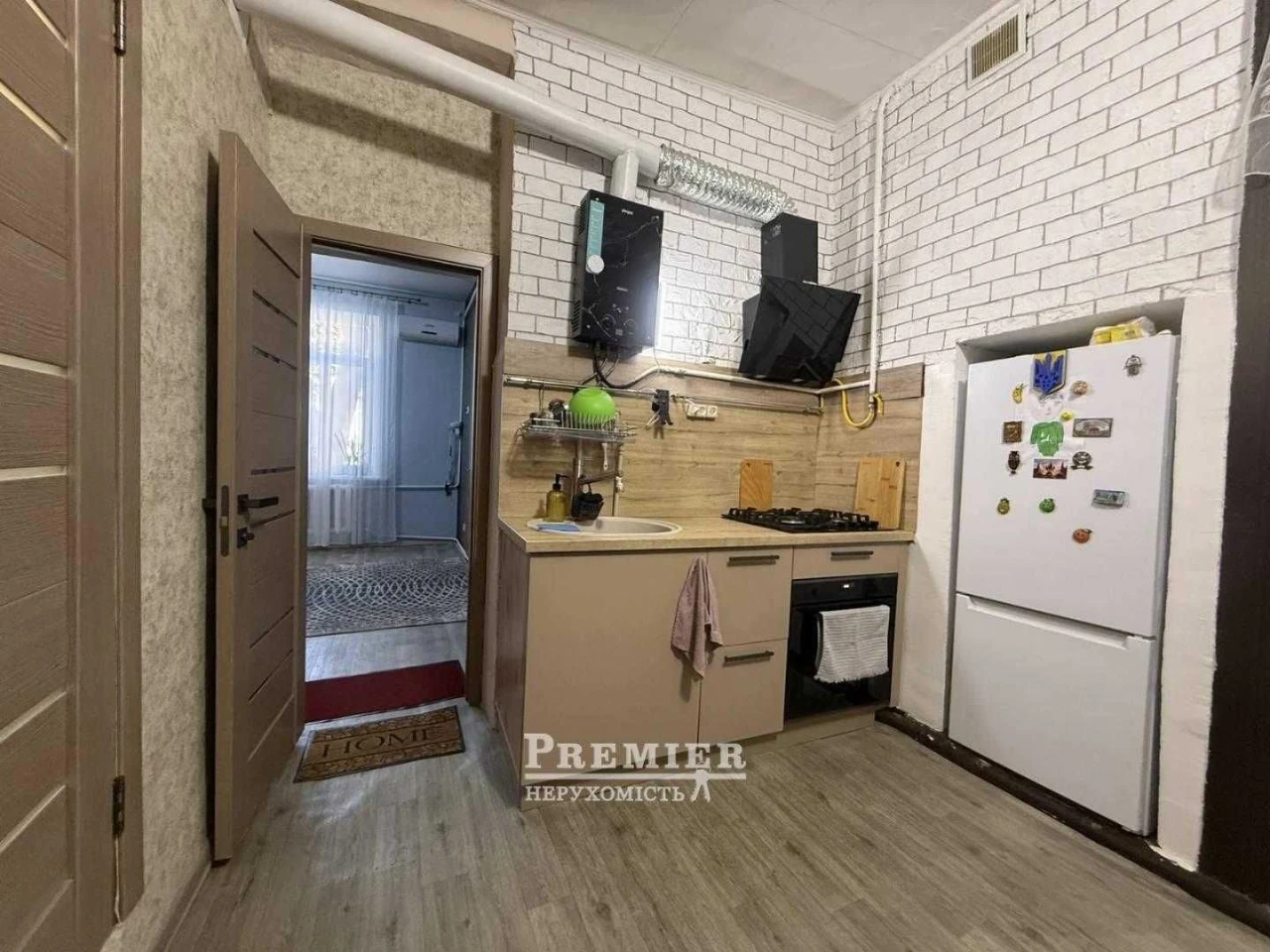 Трехкомнатная квартира в центре Одессы, крепкий дом