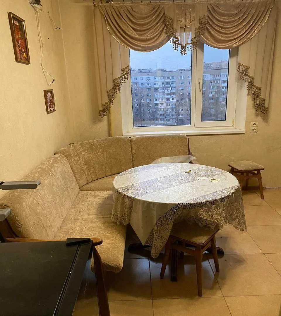 Продам  4-х комнатную квартиру на Таирова, ремонт, мебель и