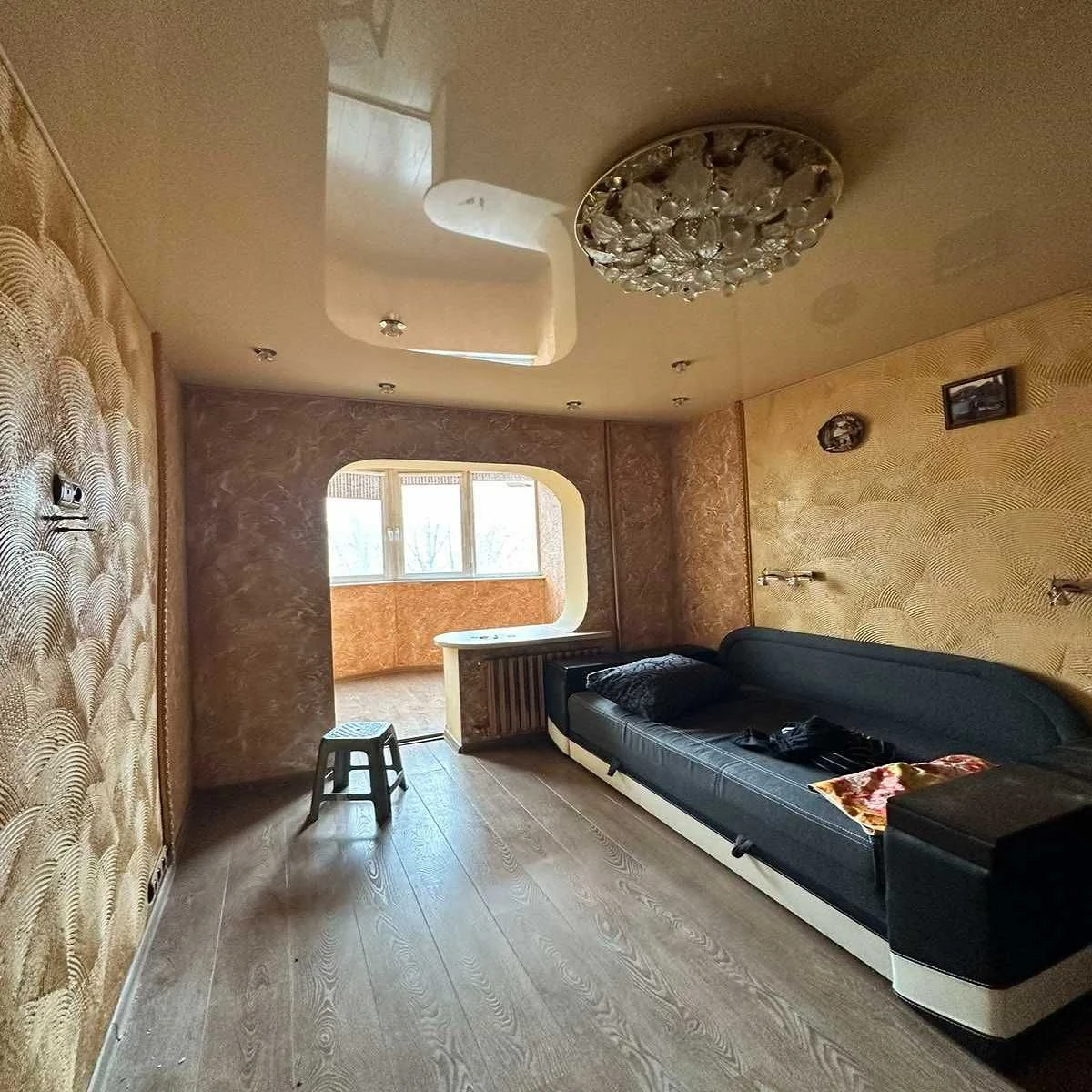Продам  4-х комнатную квартиру на Таирова, ремонт, мебель и