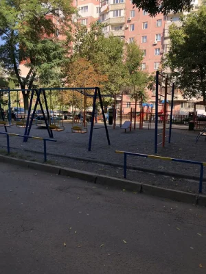 Продам 3 ком на Заболотного / Савельева