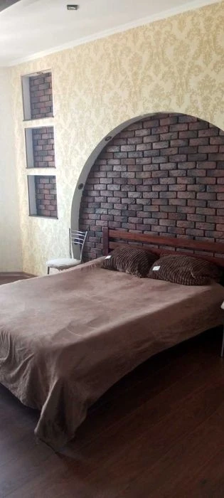 Просторная квартира на Вильямса, спецпроект, кирпич