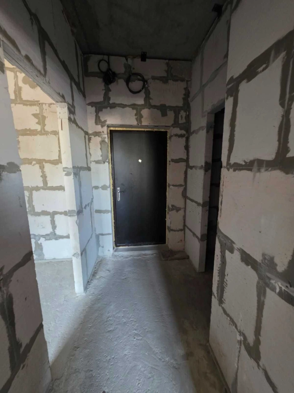 1-кімнатна квартира 39,2 кв. м,  Грушевського, АГВ. Цегляний