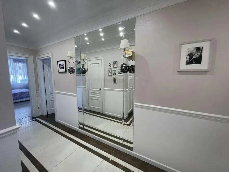 Продам 2 кім. в ЖК Апельсин з капремонтом!(361-185 )