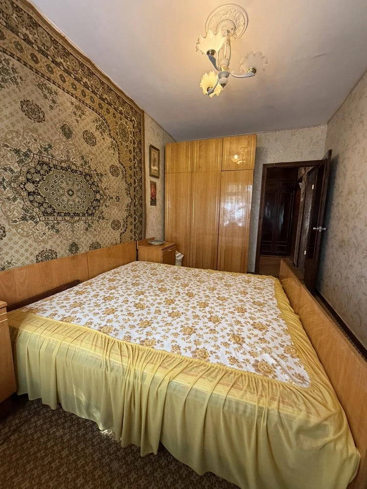 Продам 2х комнатную квартиру ак. Королева -53 кв.м - Таврия
