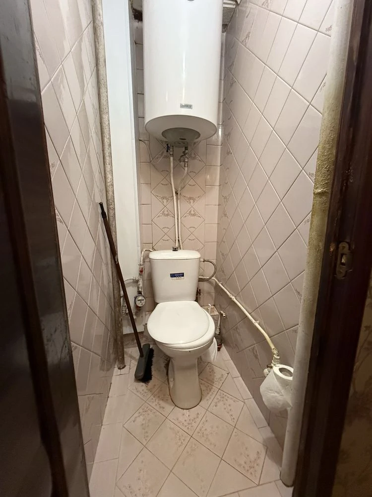Продам 2х комнатную квартиру ак. Королева -53 кв.м - Таврия