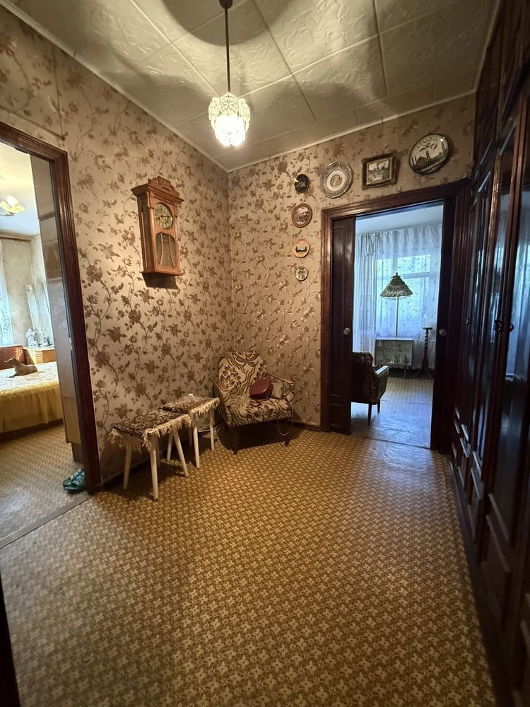 Продам 2х комнатную квартиру ак. Королева -53 кв.м - Таврия