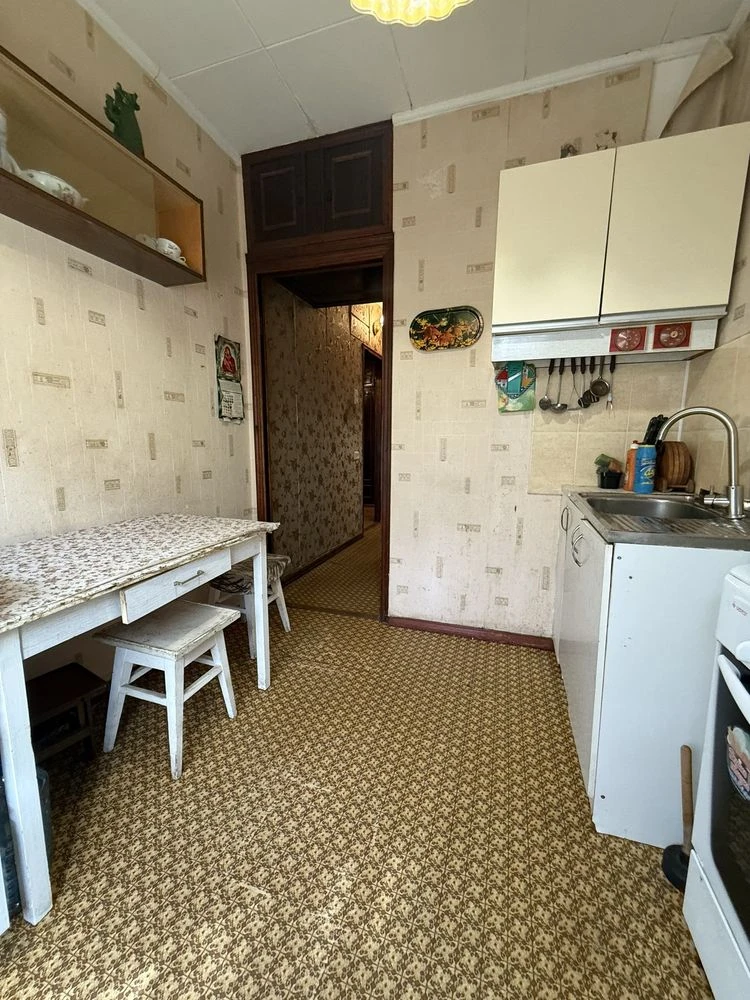 Продам 2х комнатную квартиру ак. Королева -53 кв.м - Таврия