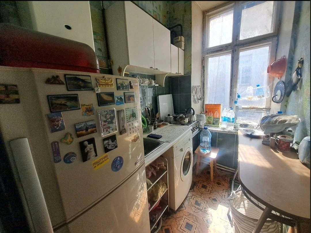 Продам М.Арнаутская/ Екатерининская 3х комнатную кварттру
