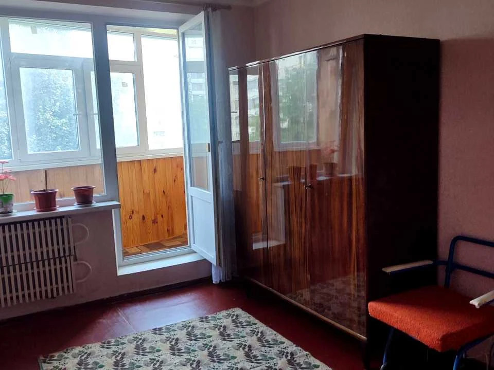 Apartment. Kharkov, Astronomichna St.
