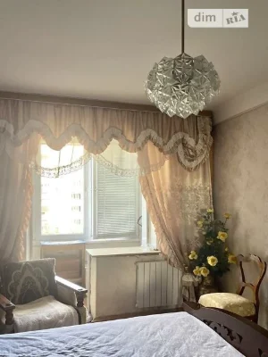 Sale of 3-room apartment 64 sq. m on Knyazya Volodymyra Monomakh street