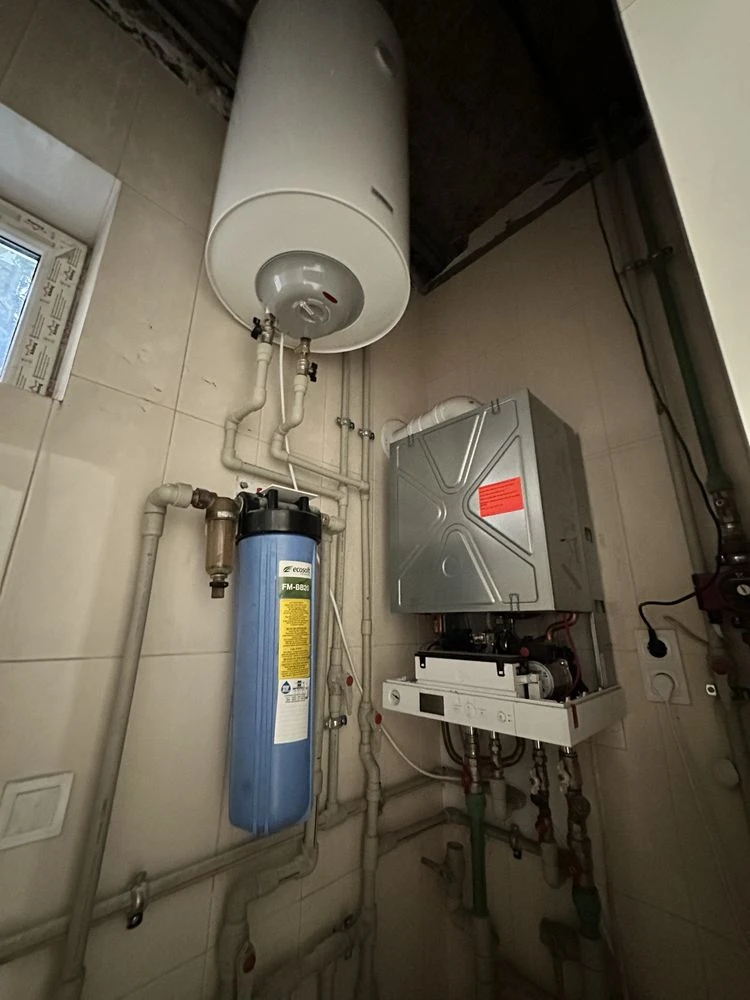 Продається Будинок біля моря - 298 м² | 4,5 сотки | 2 гаражі | автономне