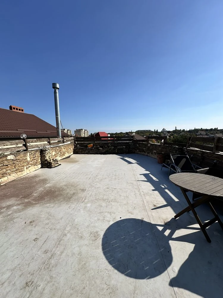 Продається Будинок біля моря - 298 м² | 4,5 сотки | 2 гаражі | автономне