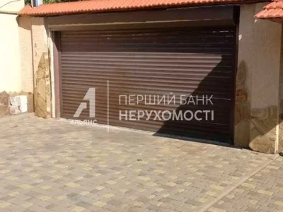 Будинок. Одеса, Анатолія Бачинського вул.