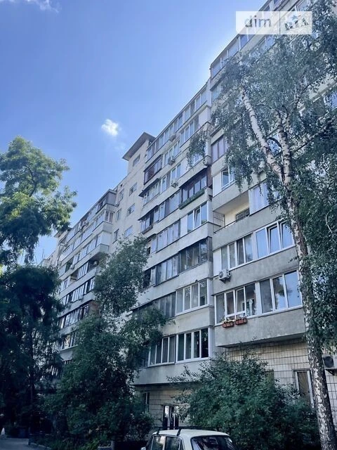 Sale of 3-room apartment 64 sq. m on Knyazya Volodymyra Monomakh street