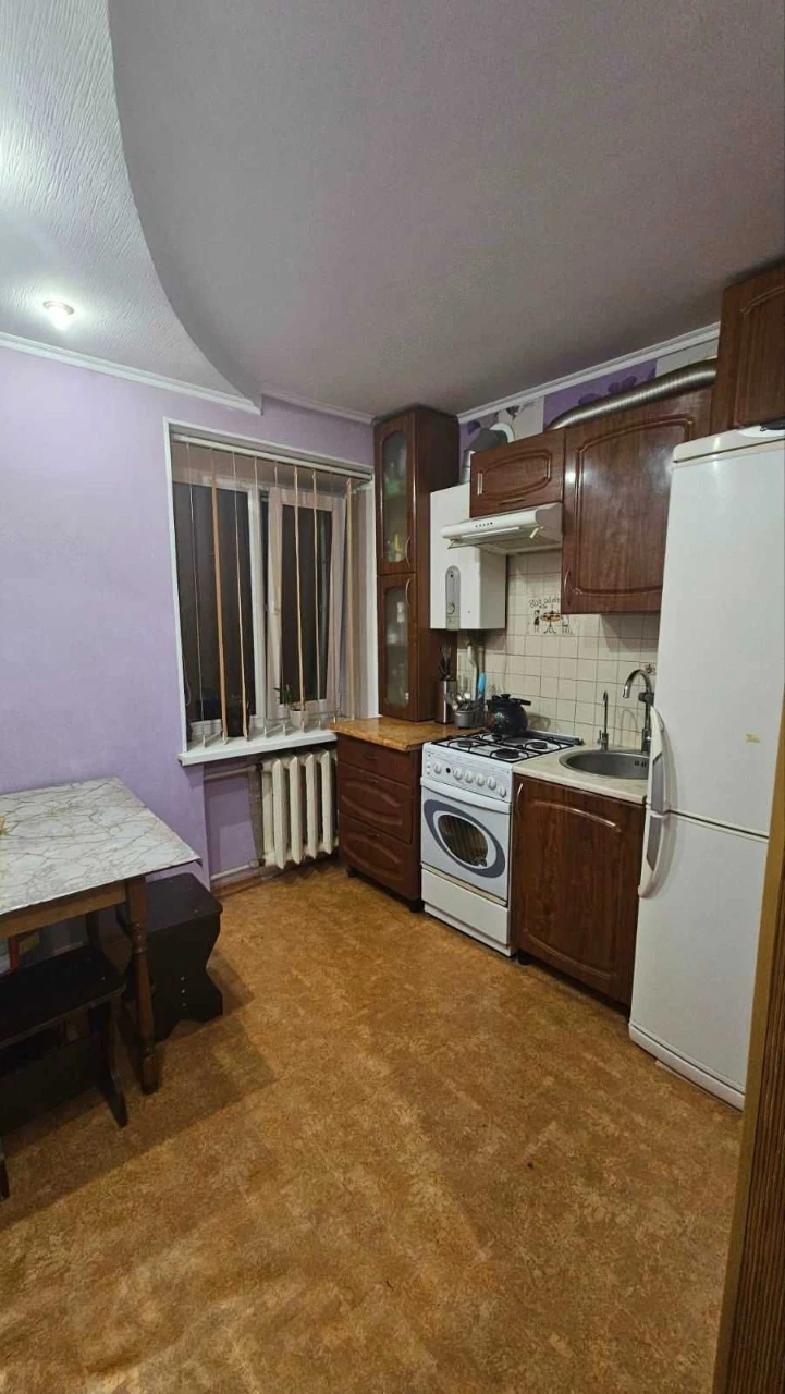 Продається 1 кімнатна квартира