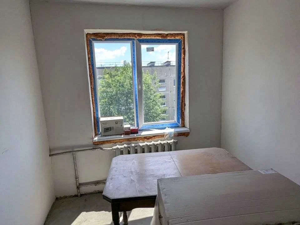 Apartment. Ivano-Frankisk, Bohdana Hmelnytsky St.
