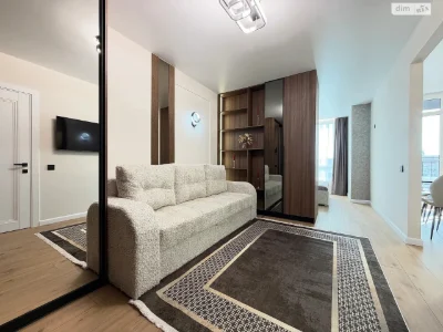 Apartment for Sale: Center
