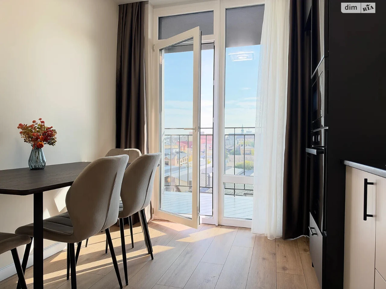 Apartment for Sale: Center