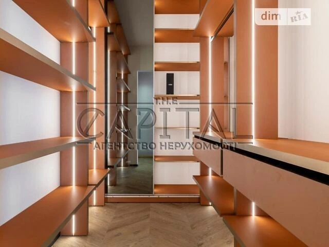 Sale of 2-room apartment 79 sq. m. on Andriy Verkhoglyada St. 19A •