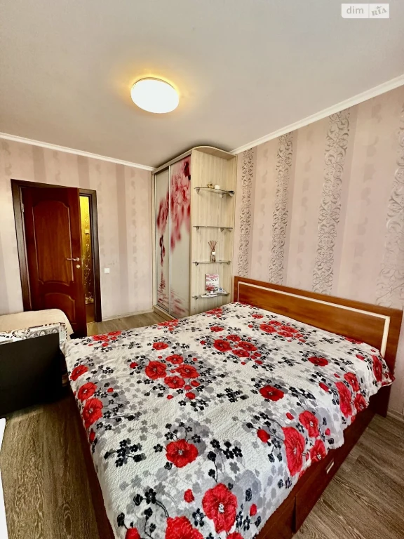 Long-Term Rental Apartment Podilsky