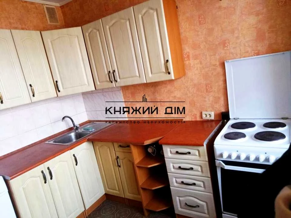 Квартира. Киев, улица Героев Мариуполя