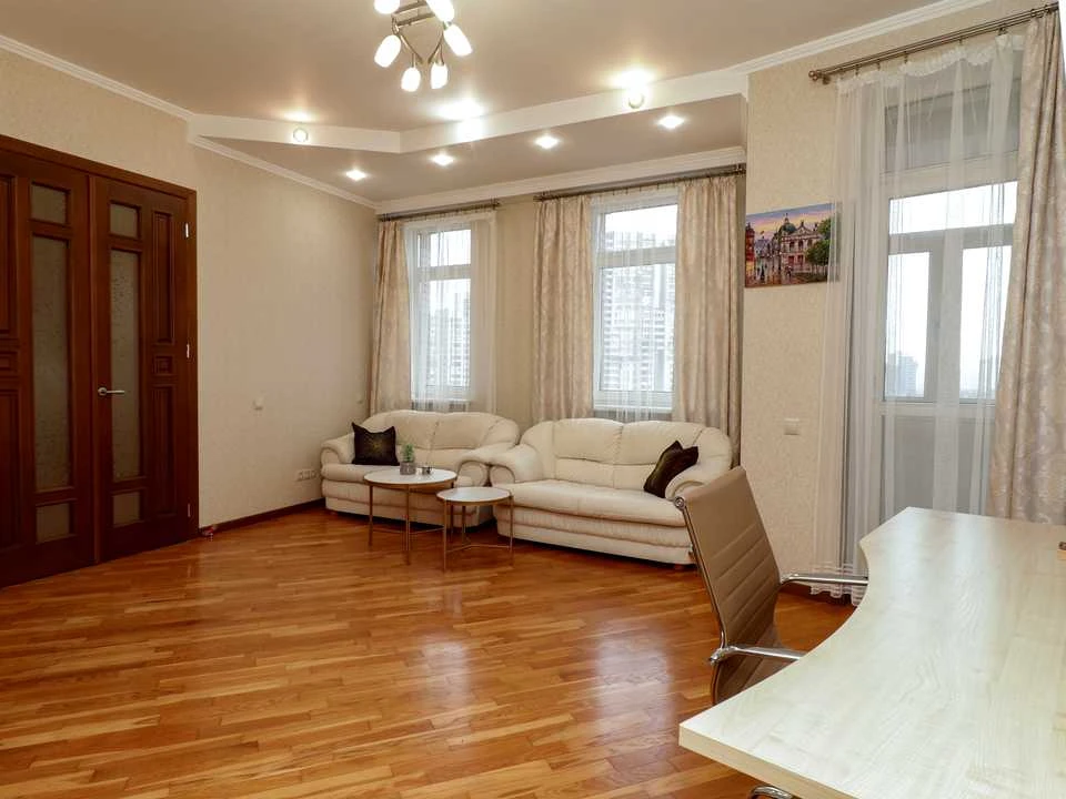 Apartment. Eugene Konovalets st., Kyiv