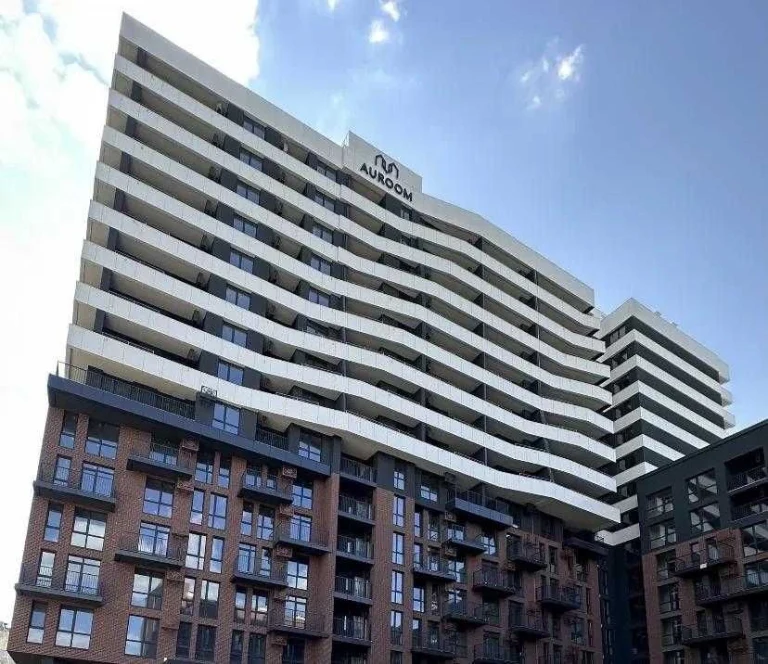 Sale of a 1-bedroom apartment in the Auroom Solar residential complex, Solyashnikova Street